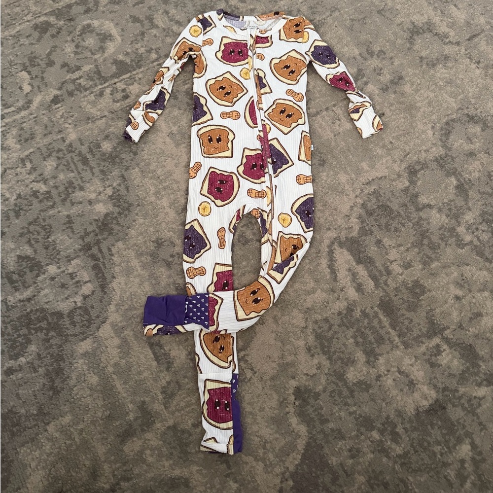 Posh Peanut White Footed One-Piece Pajamas with Toast & Jam Print